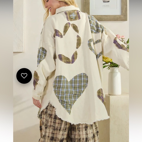 Oli & Hali Heart Patch Shirt - Picture 5 of 5